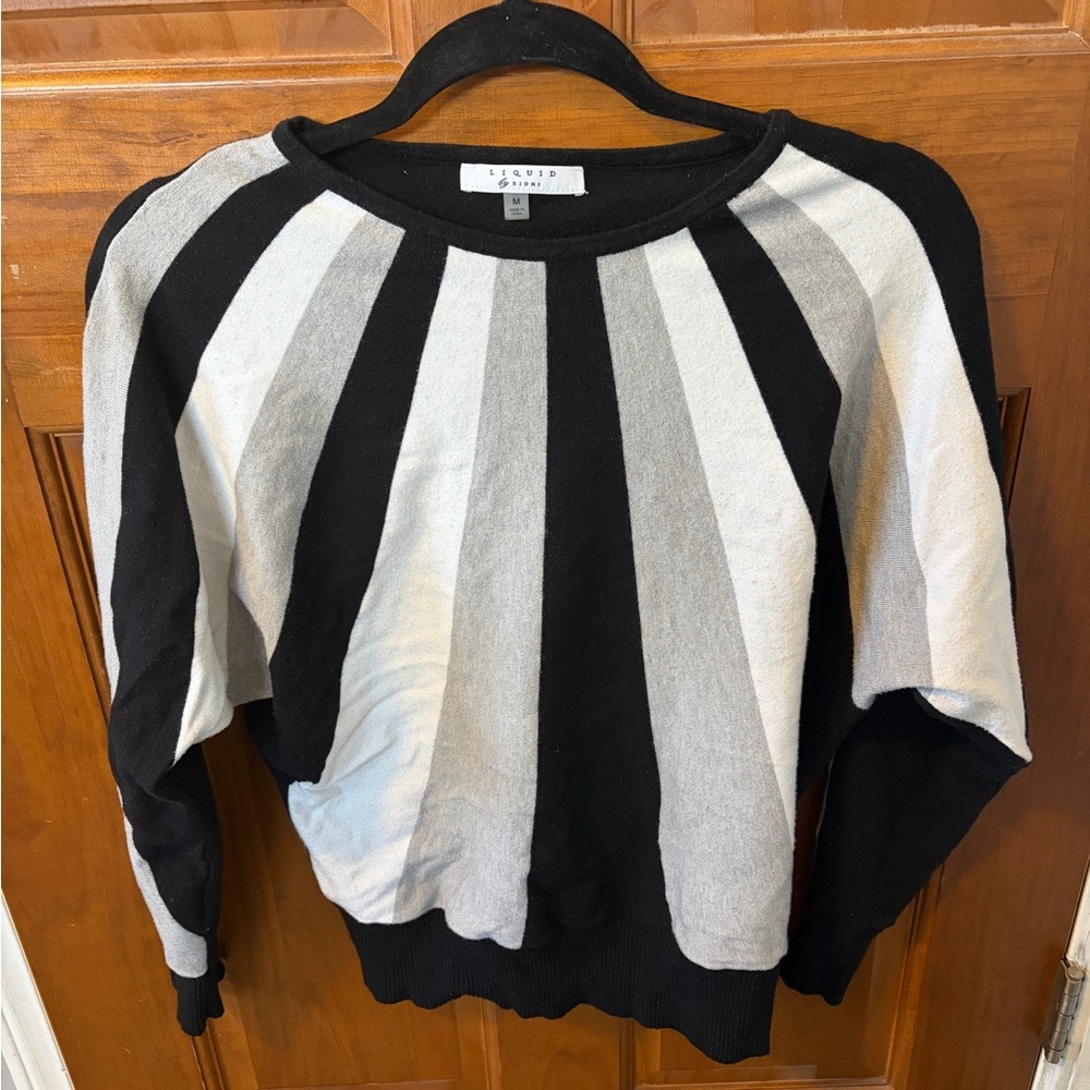 Sioni Monochrome Striped Blouse